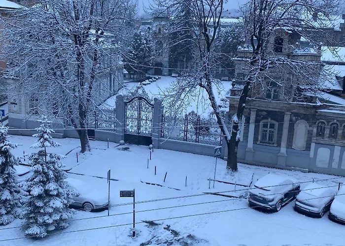 New York Hostel Львів
